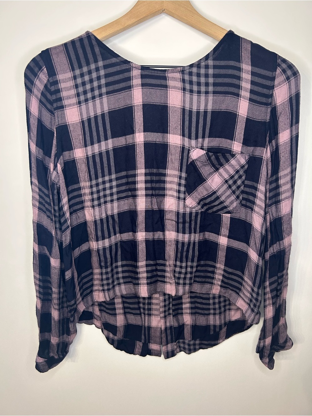 Cloth + Stone Anthropologie Navy Blue and Purple Plaid Lace Up Back Top, Small